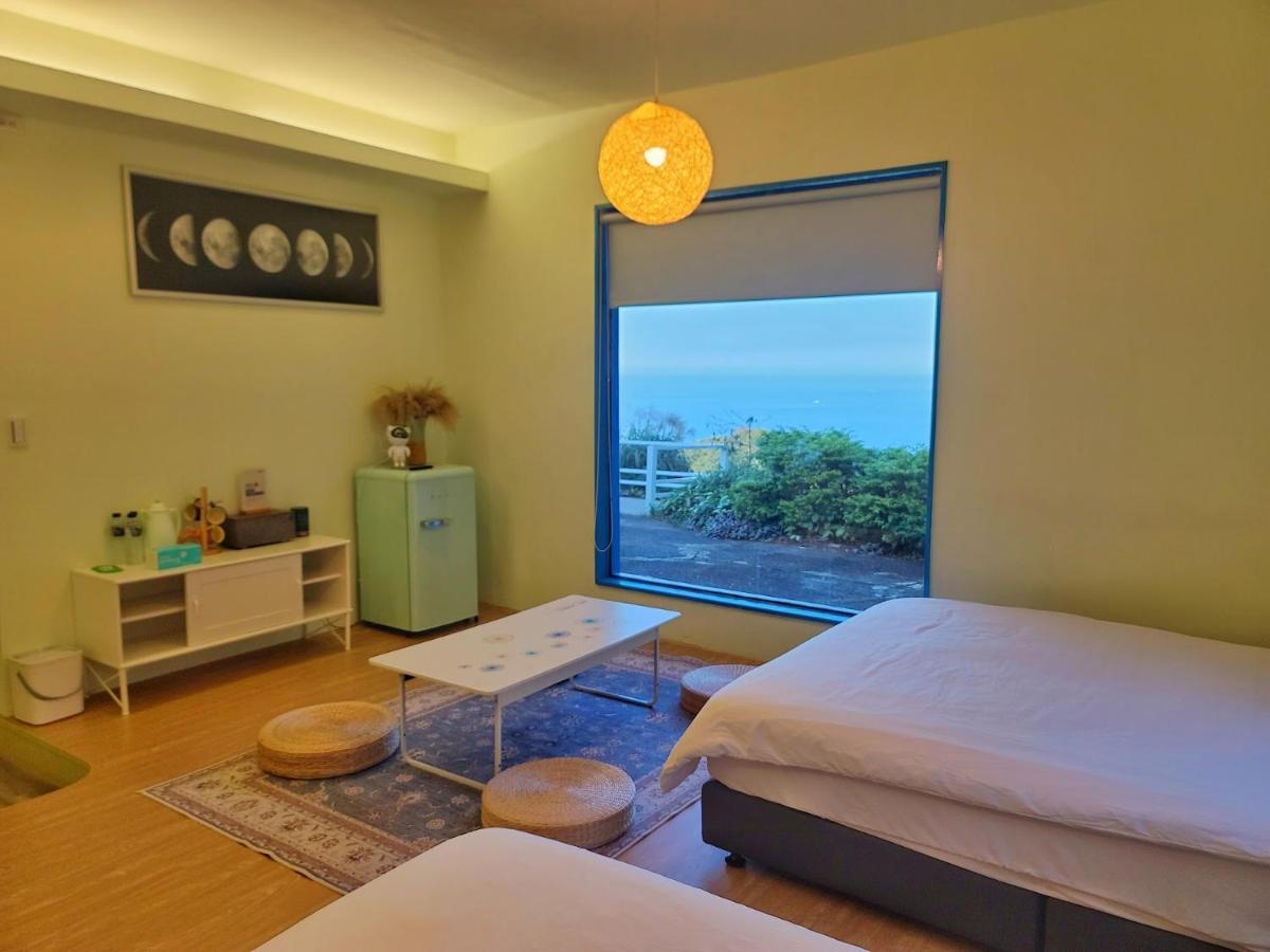 A Promised Land Bnb Jiufen Bagian luar foto